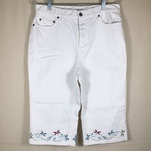 CHRISTOPHER & BANKS Embroidered Capri Pants Sz 10